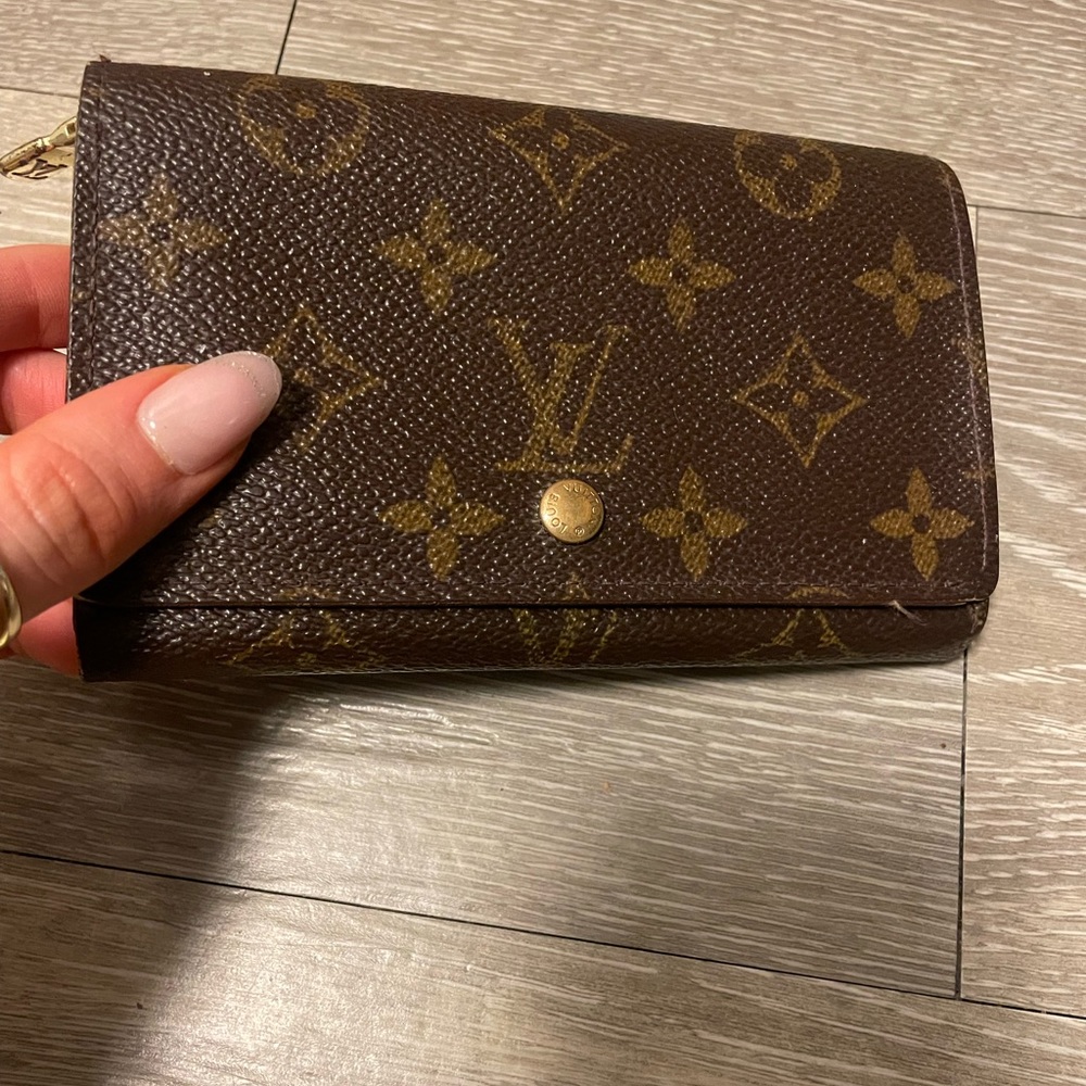 Auth LV Louis Vuitton wallet